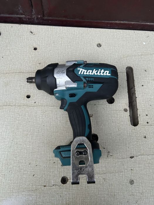 Impact Makita DTW 1002 prindere 1/2