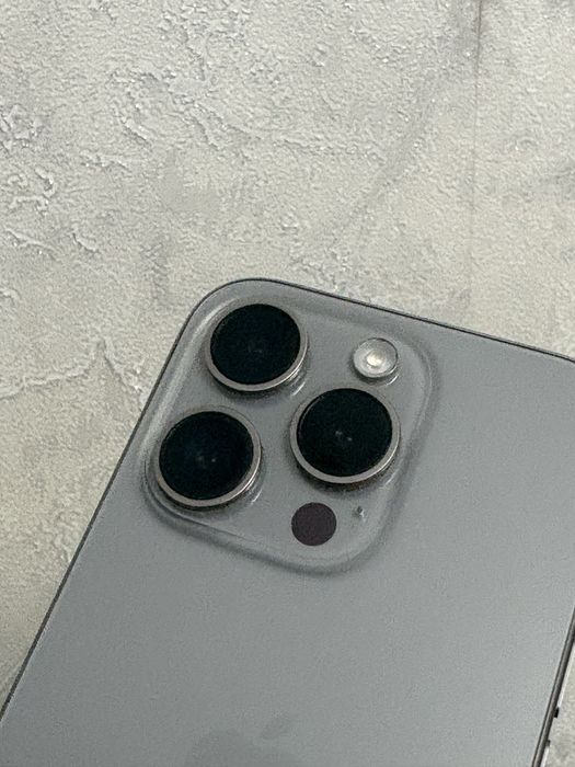 Iphone 15 pro 84%