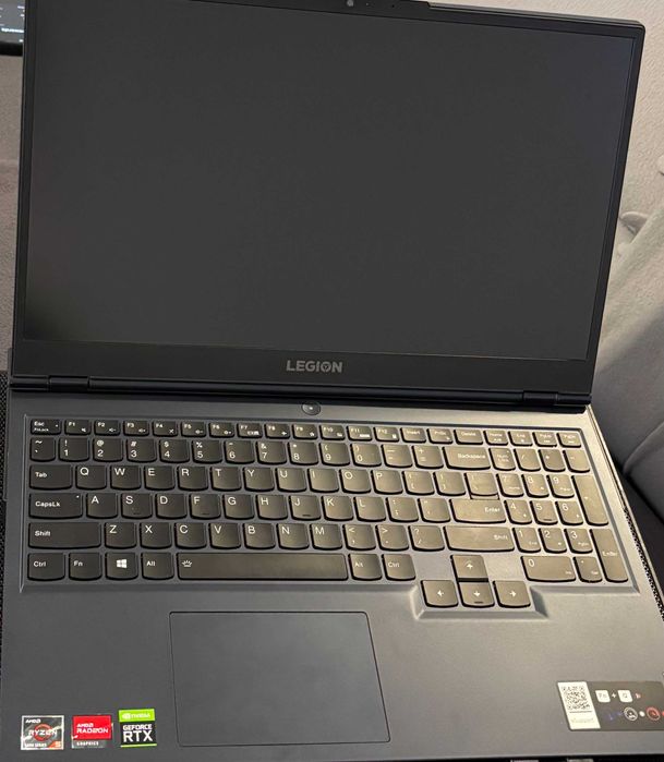 Lenovo Legion 5 Ryzen 5 5600H RTX 3060 16GB RAM 165Hz
