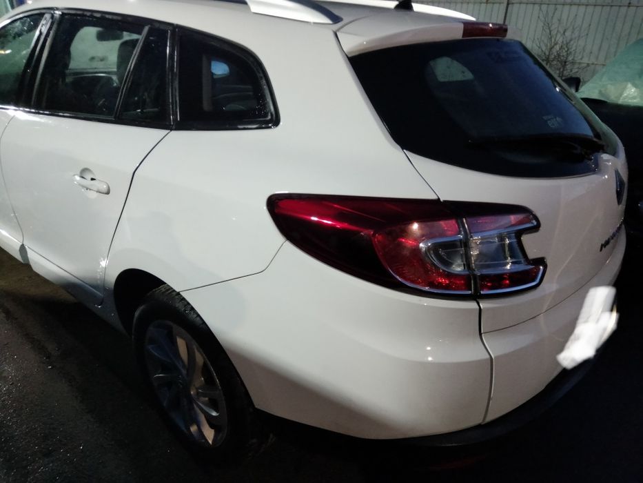 Dezmembrări/dezmembrez Renault Megane 2015 3 1, 5 dci  cutie automată