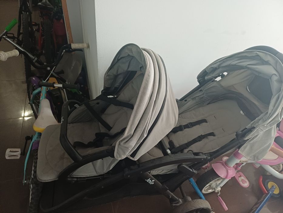 Carut gemeni 2 in 1 Joie