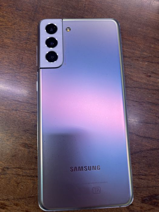 Продам самсунг s21+