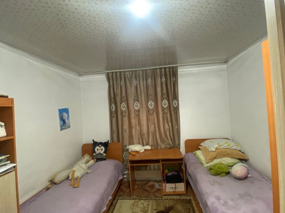 Продам дом красный камень