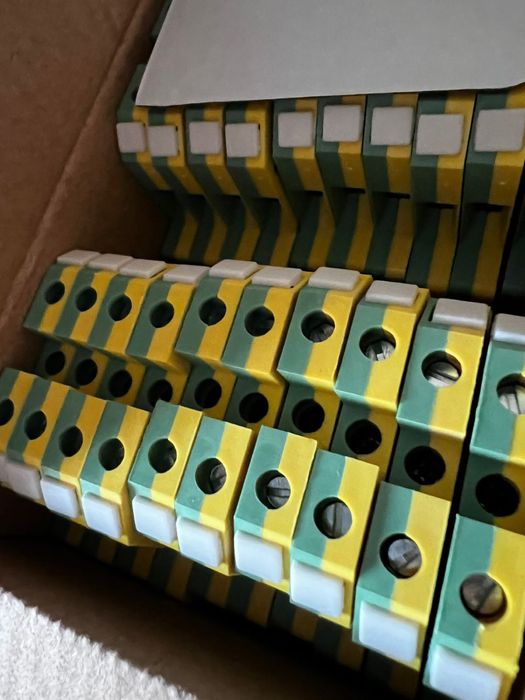 Продам запчасти по электрики