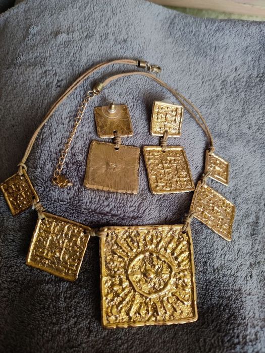 Украшение праздничное