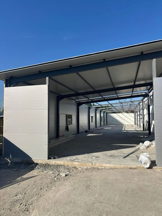 Vând structura metalica