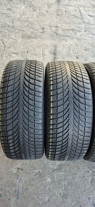 4 anvelope iarna Michelin 255/45/20.Pretul este pe bucata.