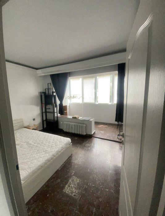 Дава се под наем Четиристаен апартамент в София, Изток - 122 кв.м за 900 € - Снимка #2