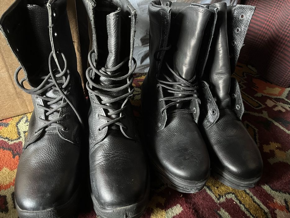 Срочно породам  берцы