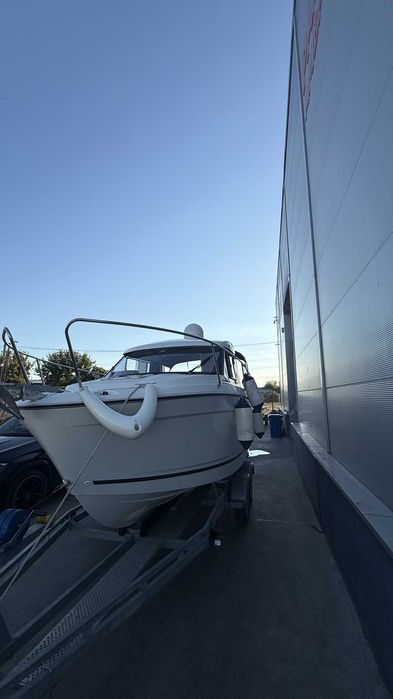 Vanzare Barca Jeanneau Merry Fisher 695 – 2019 | Suzuki 200cp | Peridoc inclus