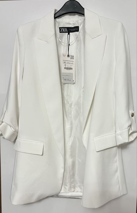 Sacou nou cu eticheta Zara , alb marimea M