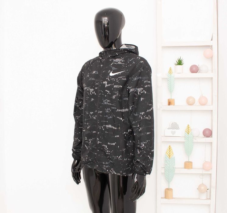 Nike оригинално мъжко яке черно с принт с качулка ветровка за бягане S