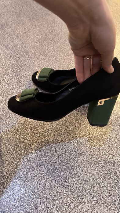 Туфли 2000 тг