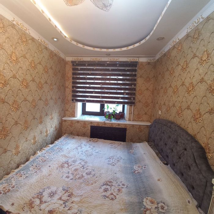 Uy sotiladi 3 xona yevro remont