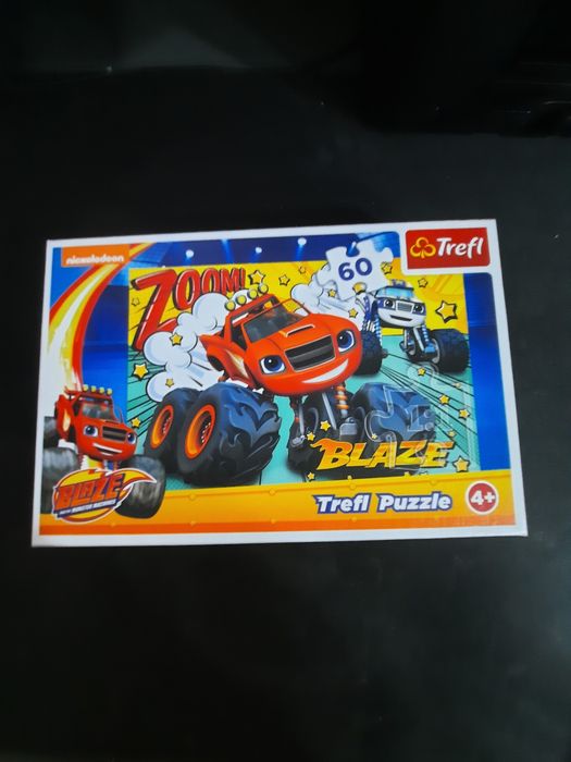 Puzzle 60 piese, complet și în stare bună.