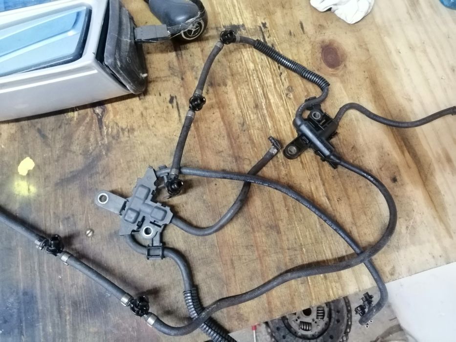 Linie retur injectoare Mercedes v6 3.0