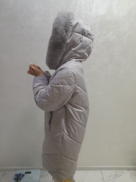 Продам зимний пуховик