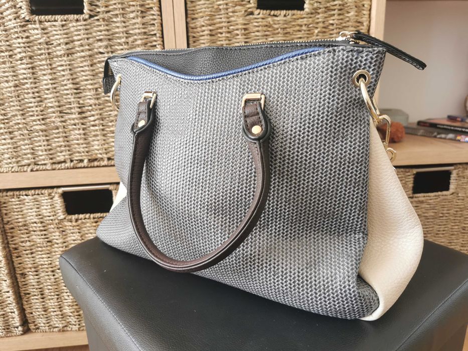 Geanta Axel originala