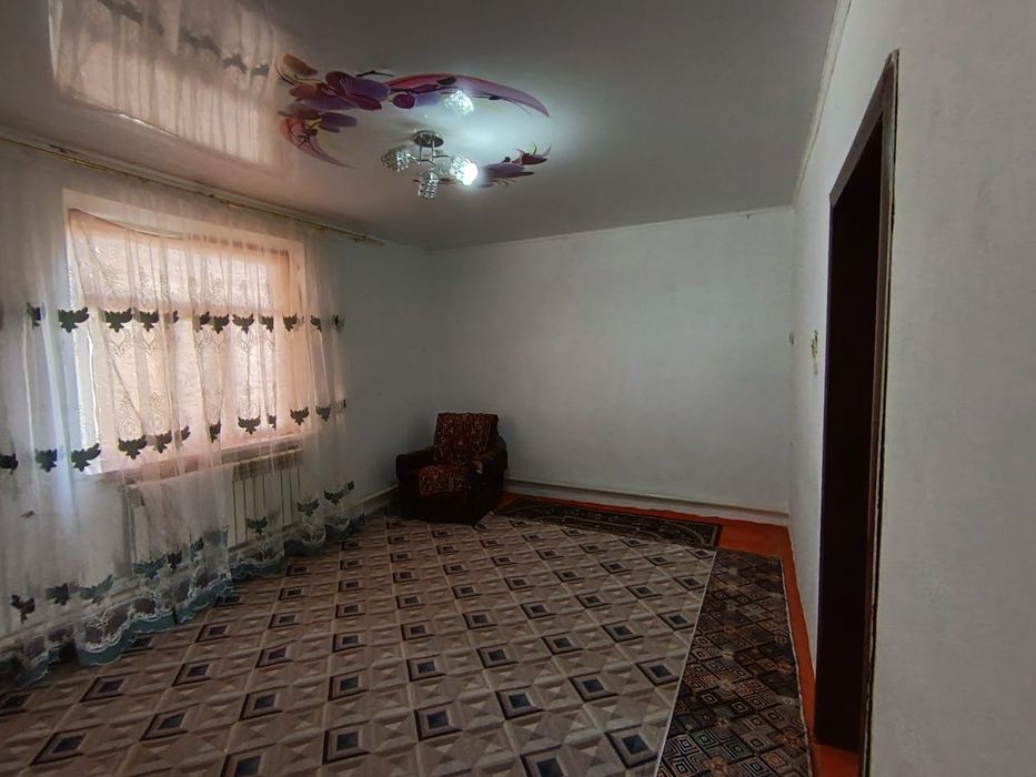 Тез арада үй сатылады!