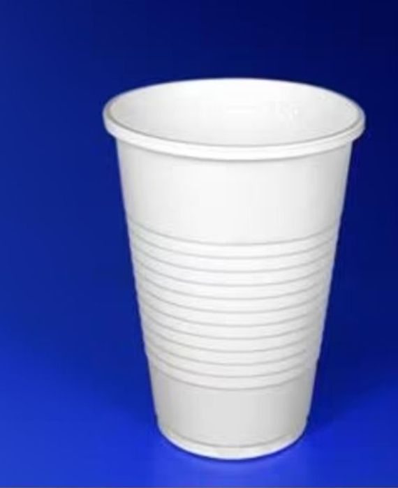 2,5 тг Одноразовые стаканы белые