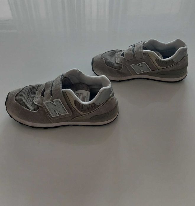 Adidasi copii New Balance 32
