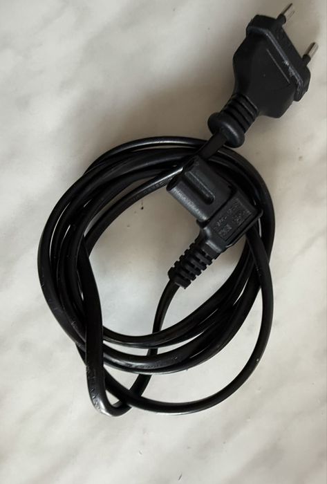 Play station 4 с fifa 20 ,spiderman,850gb и 2 джойстика