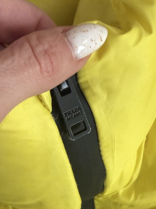 Зимно дамско яке Prada