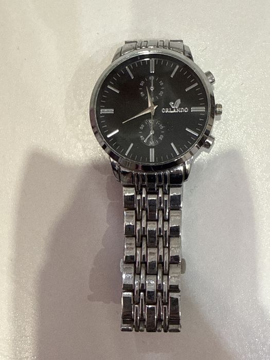 Продам часы orlando