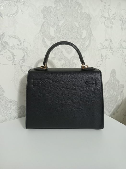 Продам сумка 2000 тг