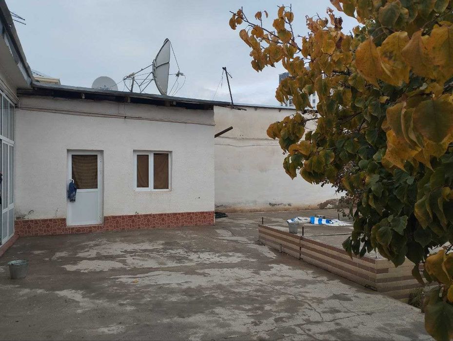 Srochno Mexanizatordan uy sotiladi