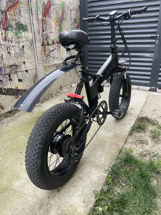 Vînd bicicletă electrică MATE,cu accelerație.