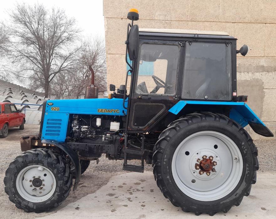 Беларус 920 сотилади