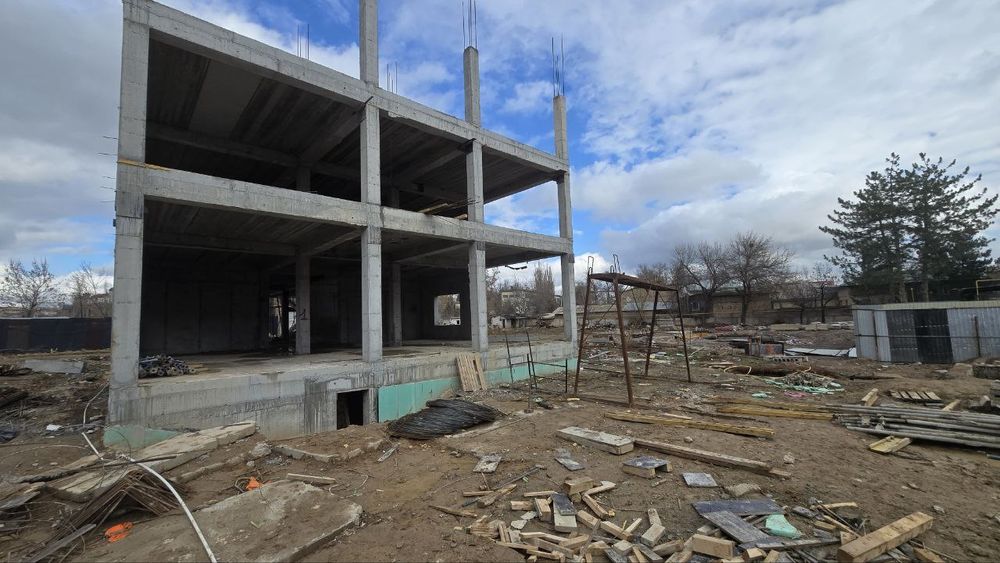 ПРОДАЁТСЯ ЗЕМЛЯ 80-соток, напротив Ботанического сада!