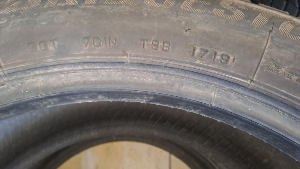 2 Anvelope iarna 225 50 r18 BRIDGESTONE