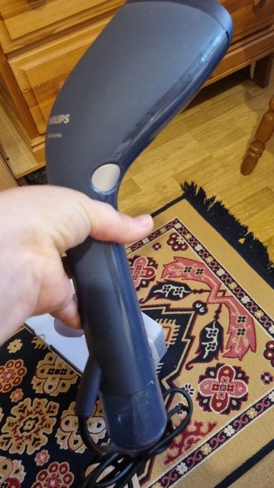 Aparata de calcat vertical potabil philips  sth7020 seria 7000