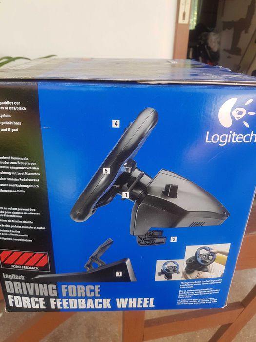 Vand volan jocuri P.C. si Play Station nou