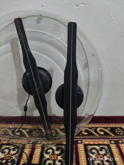 Reklama uchun displey srochna