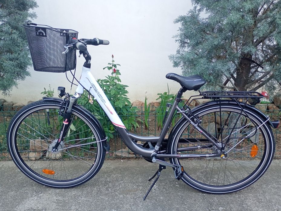 Vând bicicletă damă CYCO,roți 28,cu 7 vit Nexus,frână picior !