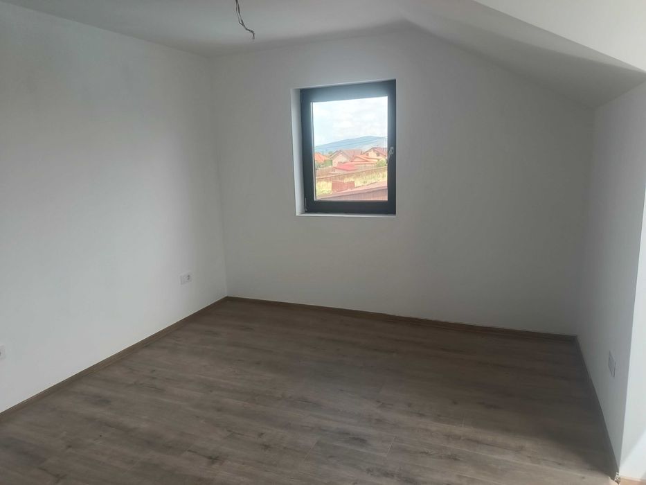 Vând casă intrare Prejmer