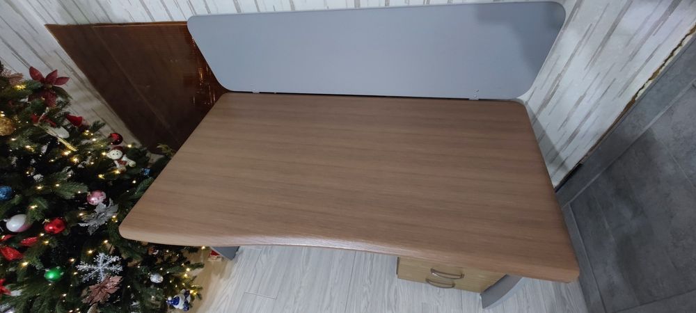 Офисный   стол