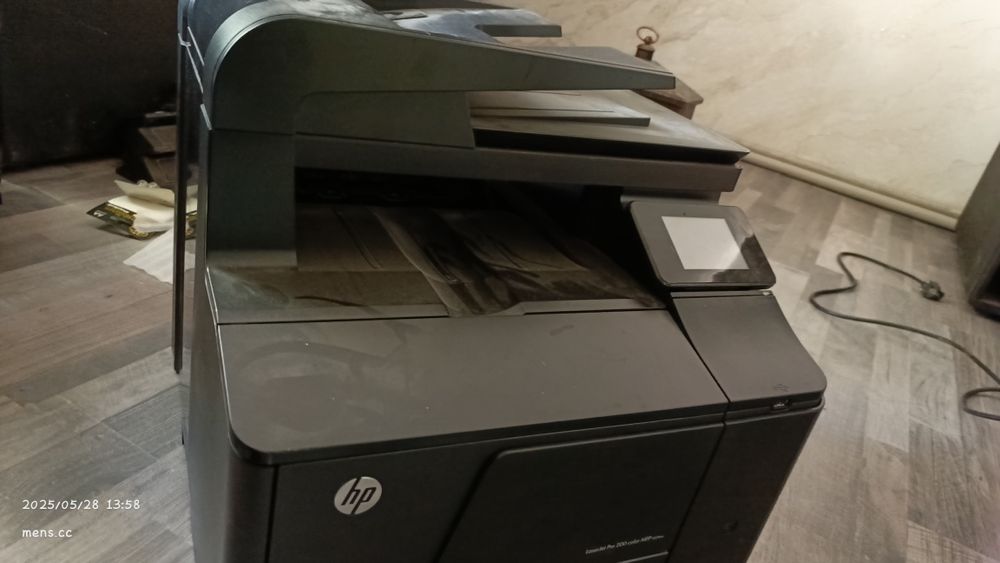 Продам принтер hp