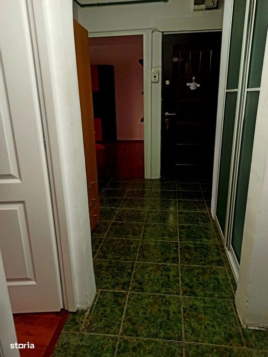 2 camere Trivale/blocuri P.uri , Decomandat/Centrală, preț NEGOCIABIL
