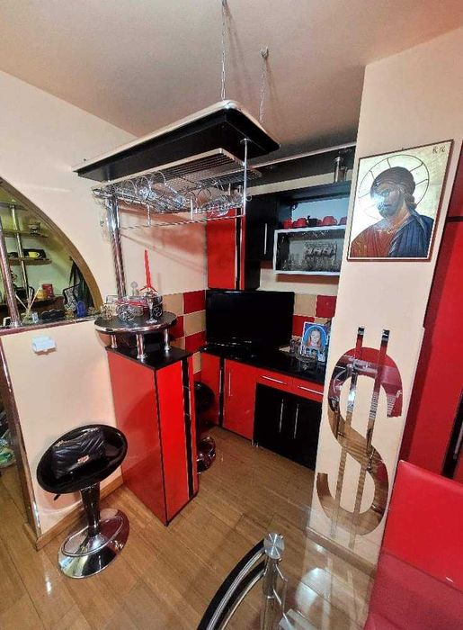 Apartament 2 camere ultracentral Brad, mobilat plata in RATE