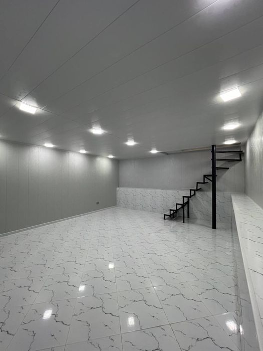 Продаётся срочно нежилое помещение буз базар