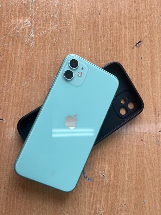 iPhone 11 в хорошем состоянии