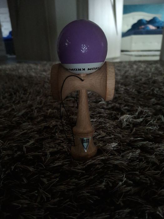 KROM Pop Kendama – stare bună, perfect pentru trickuri | preț mic