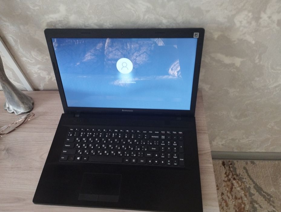 Продам ноутбук Леново G710
