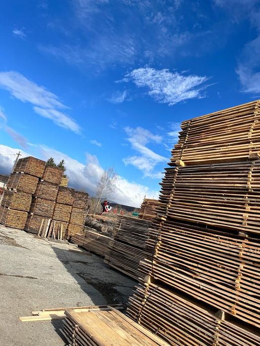 Cherestea ornata/lambriu/ grinzi/ lanteti/sipca/ peleti/lemne foc/