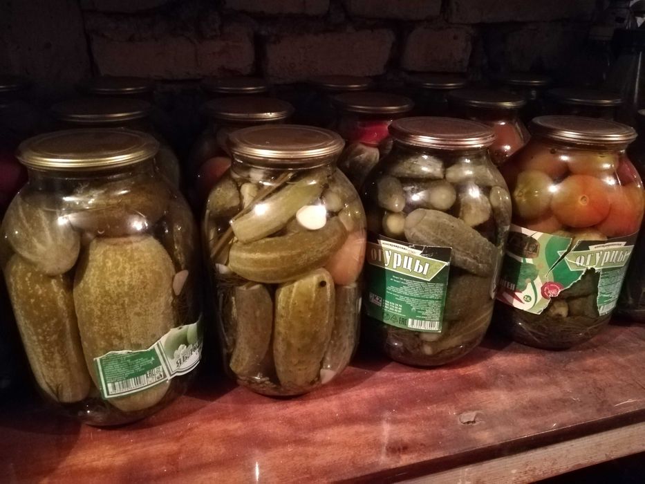 Солёные огурцы помидоры