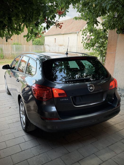 OPEL Astra 2011 — imagine 3